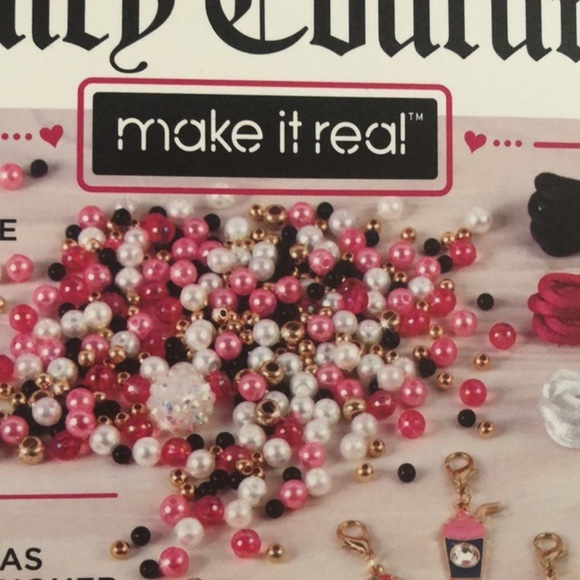 Juicy Couture 464 piece Pink & Precious Make It Real charm‎ bracelet kit set new - Picture 7 of 10